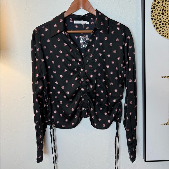 Lush Black Top with Rose Pattern NWT - Picture 3 of 6